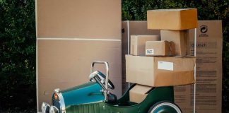 Smlouvy příkazního typu: Zasilatelství a obchodní zastoupení smlouvy příkazního typu a využití v praxi - zasilatelství a obchodní zastoupení. III. díl