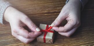 Darování s podmínkou nebo příkazem – co to je a jak funguje? darování s podmínkou nebo s příkazem