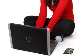 Eshopy musely zaplatit téměř 5 milionů na pokutách od ČOI (2014) Eshopy musely zaplatit téměř 5 milionů na pokutách od ČOI