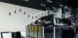 Jak otevřít kosmetický salon: Průvodce pro začínající kosmetičky jak otevřít kosmetický salon