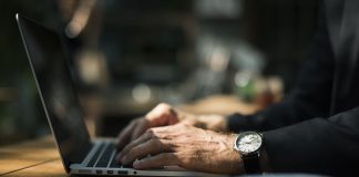 Legální stahování z internetu Legální stahování z internetu