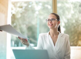 Modrá karta pro cizince mimo EU, kteří mají vysokou školu modrá karta pro cizince