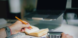 Příplatek za práci v sobotu a v neděli: Práce o víkendu v roce 2025 Příplatek za práci o víkendu