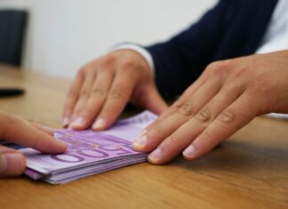 Smlouva o půjčce: Prodlení, rozdíly, úroky, spotřebitelský úvěr smlouva o půjčce